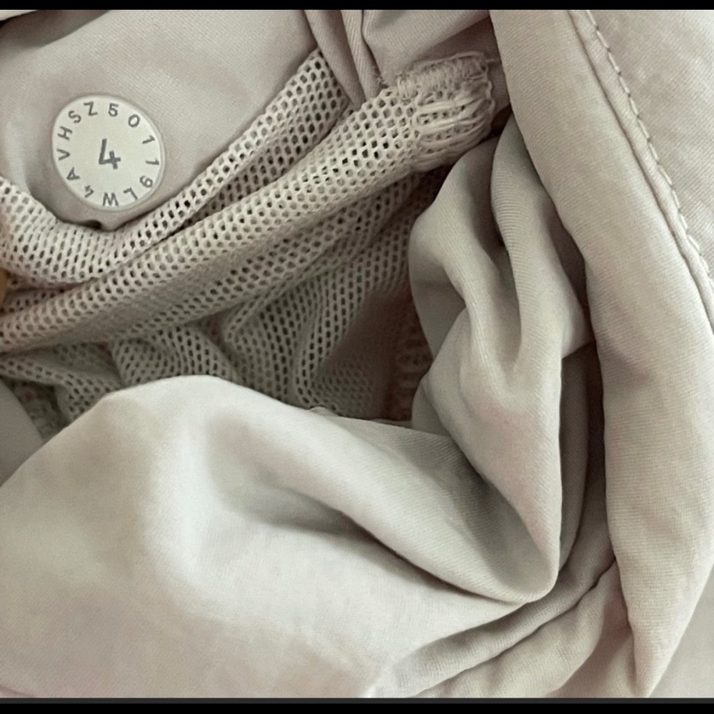 Lululemon jacket - Picture 8 of 10